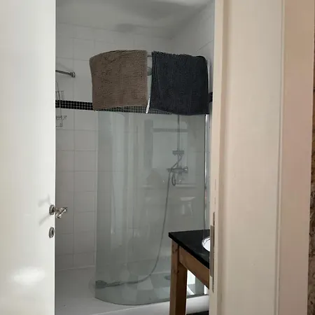 Gare Apartment